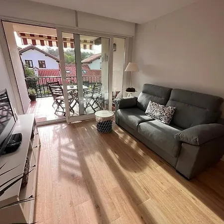 Апартаменты Girasoles Комильяс